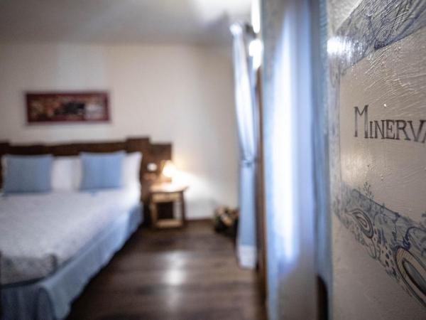 Domus Antica Aosta : photo 4 de la chambre chambre double deluxe avec balcon