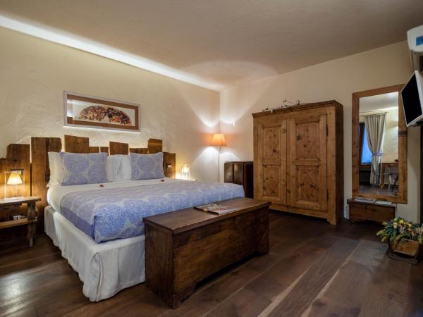 Domus Antica Aosta : photo 1 de la chambre chambre double deluxe