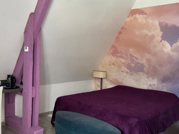 Le Montmieri : photo 3 de la chambre chambre double avec salle de bains privative