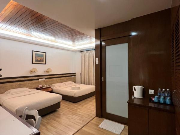 D Eastern Hotel : photo 1 de la chambre chambre triple