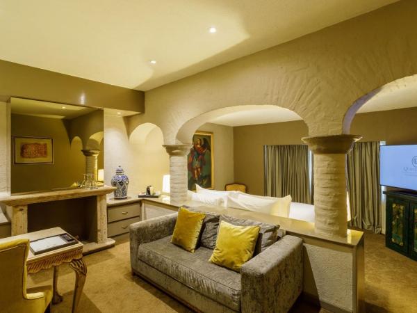 Quinta Real Guadalajara : photo 2 de la chambre suite lit king-size principale