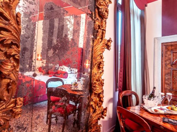 Excess Venice Boutique Hotel & Private Spa - Adults Only : photo 10 de la chambre suite junior deluxe - vue sur canal