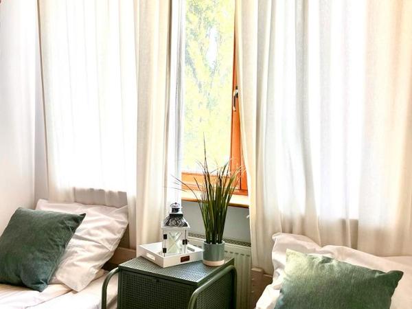 Happy Living Hostel : photo 2 de la chambre chambre lits jumeaux