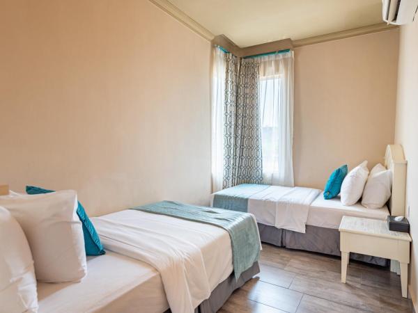 Tasik Villa International Resort : photo 3 de la chambre suite familiale deluxe