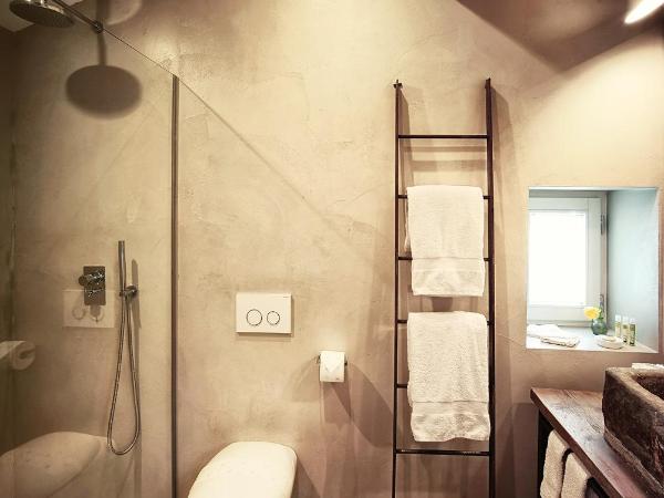 Guesthouse Castagnola : photo 7 de la chambre grande chambre double