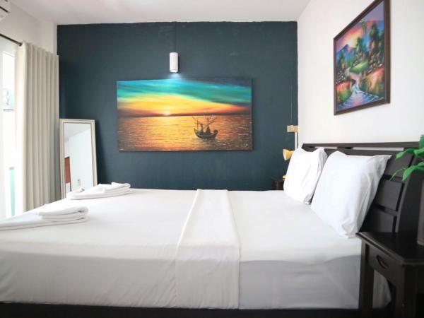 Sunshine Hotel : photo 2 de la chambre chambre double deluxe avec balcon