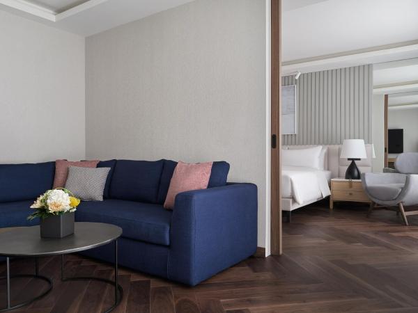 Grand Hyatt Athens : photo 6 de la chambre grande suite en rez-de-chaussée avec piscine