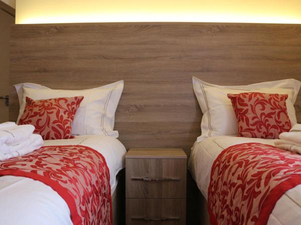 Hotel Shepherds Bush London : photo 9 de la chambre chambre lits jumeaux