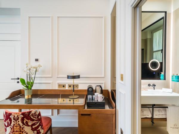 Palacio Gran Vía, a Royal Hideaway Hotel : photo 5 de la chambre chambre deluxe