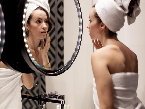 Hotel Regina : photo 5 de la chambre chambre supérieure - vue sur patio