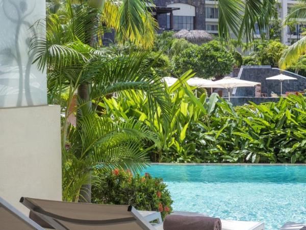 Dreams Vallarta Bay Resorts & Spa - All Inclusive : photo 3 de la chambre suite junior lit king-size privilège club avec accès direct à la piscine