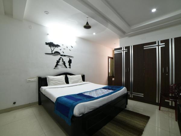 Hitech Shilparamam Guest House : photo 8 de la chambre chambre double