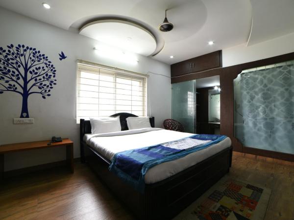 Hitech Shilparamam Guest House : photo 5 de la chambre appartement 3 chambres