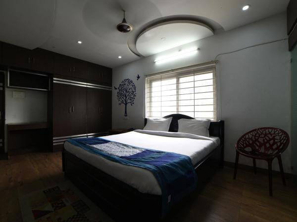Hitech Shilparamam Guest House : photo 7 de la chambre appartement 3 chambres