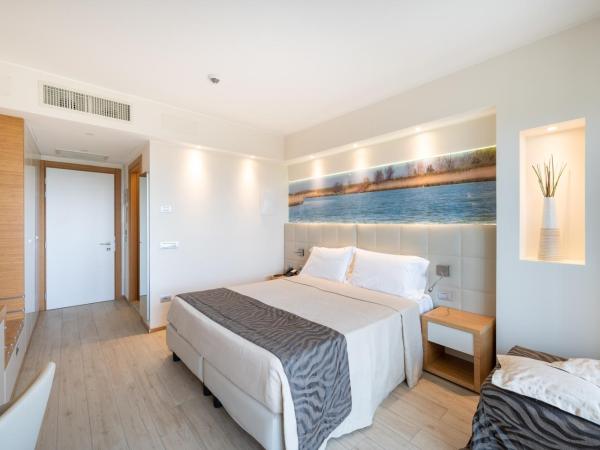 Laguna Park Hotel 4Superior : photo 6 de la chambre chambre standard avec balcon