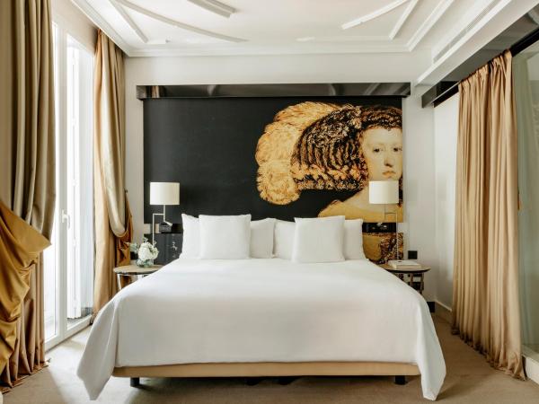 Palacio de los Duques Gran Meliá - The Leading Hotels of the World : photo 5 de la chambre chambre double ou lits jumeaux supreme