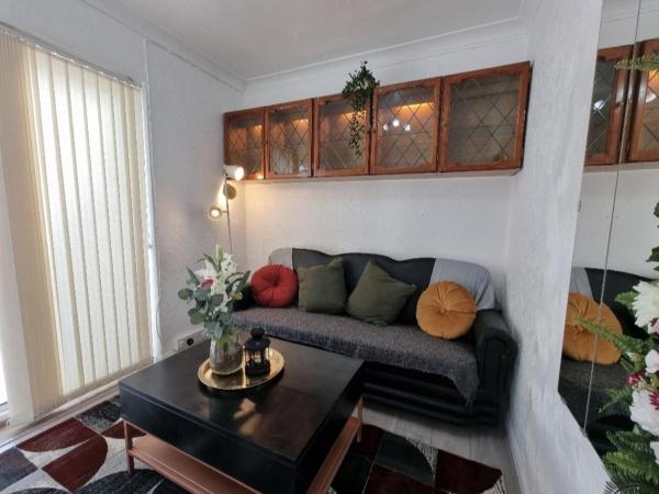 Deluxe Double bedroom with private bathroom, parking and WiFi : photo 7 de la chambre chambre double deluxe avec douche