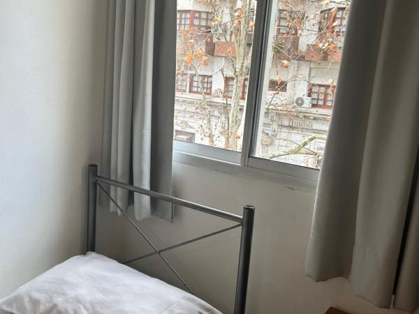 Reina Madre Hostel : photo 4 de la chambre lit simple dans dortoir de 4 lits