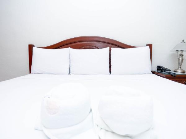 Hotel Avenida Cancun : photo 2 de la chambre chambre supérieure lit queen-size