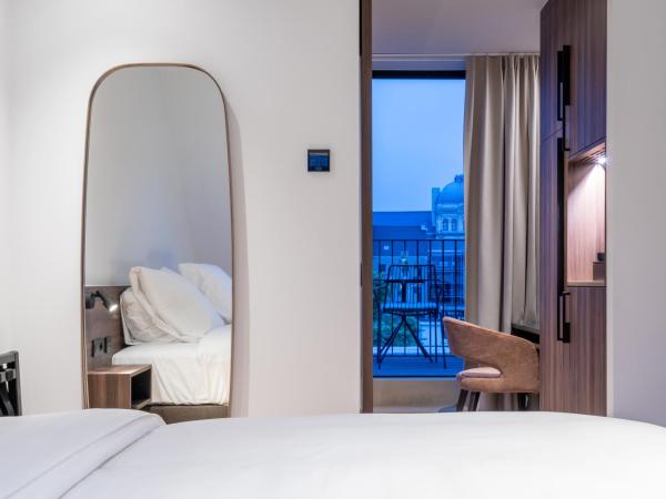 ONE TWO FOUR - Hotel & Spa : photo 6 de la chambre chambre double avec balcon