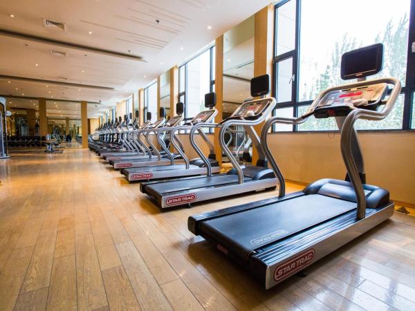 Renaissance Tianjin Lakeview Hotel : photo 1 de la chambre chambre de luxe lit king-size