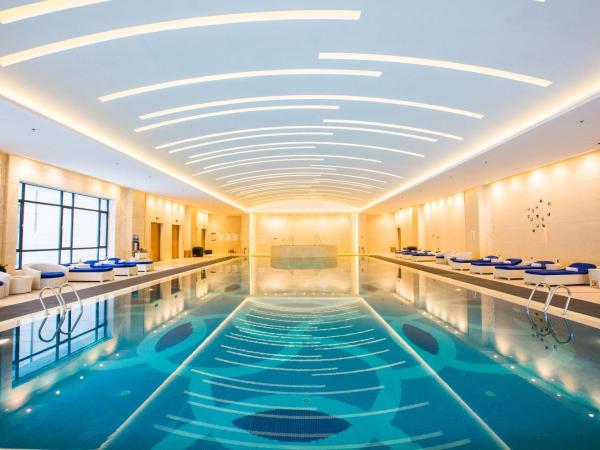 Renaissance Tianjin Lakeview Hotel : photo 1 de la chambre club deluxe king bed room