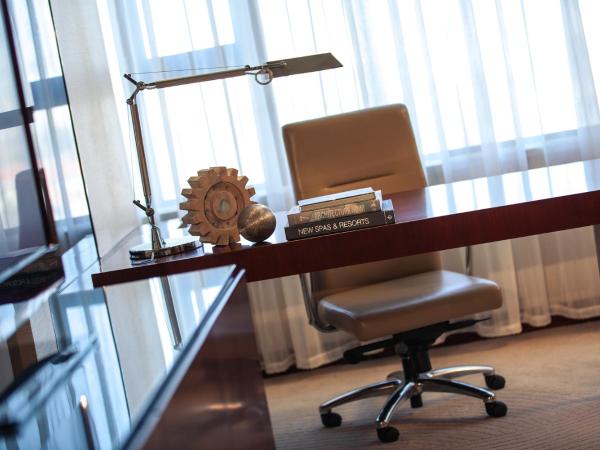 Renaissance Tianjin Lakeview Hotel : photo 2 de la chambre chambre de luxe lit king-size