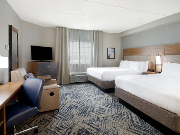 Candlewood Suites Columbia-Fort Jackson, an IHG Hotel : photo 7 de la chambre studio queen suite with two queen beds - communications accessible