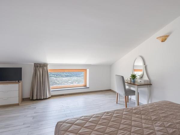 Casale del Nonno : photo 6 de la chambre appartement - vue sur jardin