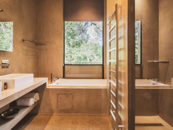 Les Lodges Sainte-Victoire Hotel & Spa : photo 3 de la chambre suite prestige avec accès gratuit au spa