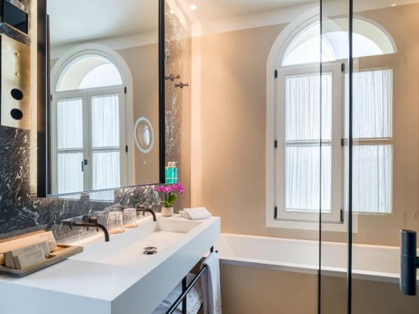 Palacio Gran Vía, a Royal Hideaway Hotel : photo 7 de la chambre suite royale (2 adultes + 4 enfants)