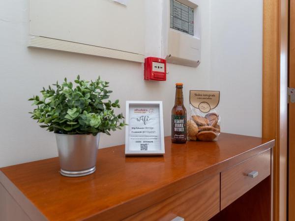 Glenridge Resort By Albufeira Rental : photo 1 de la chambre appartement - vue sur piscine