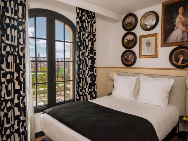Solly Hôtel Paris : photo 2 de la chambre chambre cosy avec balcon - vue sur paris