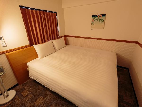 Toyoko Inn Nagoya Nishiki : photo 5 de la chambre chambre lit king-size - fumeurs