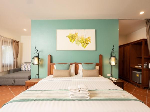 Villa Sanpakoi : photo 3 de la chambre suite lit king-size junior - vue sur rue