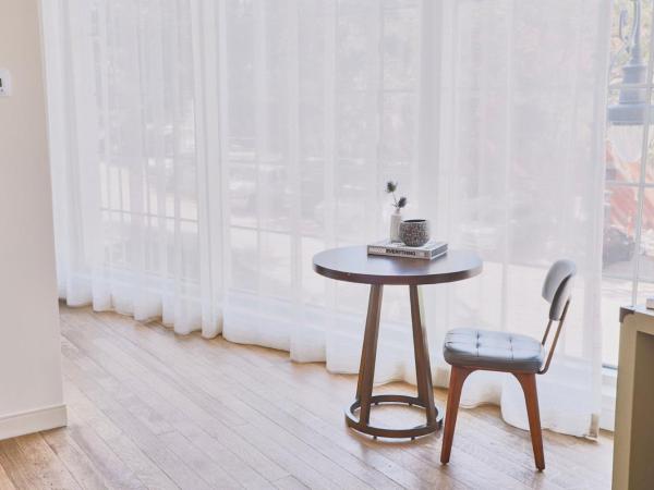 The Alida, Savannah, a Tribute Portfolio Hotel : photo 5 de la chambre suite studio lit king-size - côté rivière