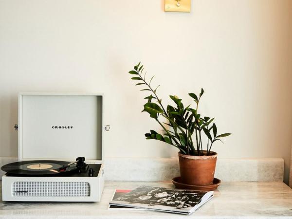 The Alida, Savannah, a Tribute Portfolio Hotel : photo 6 de la chambre suite 1 chambre lit king-size