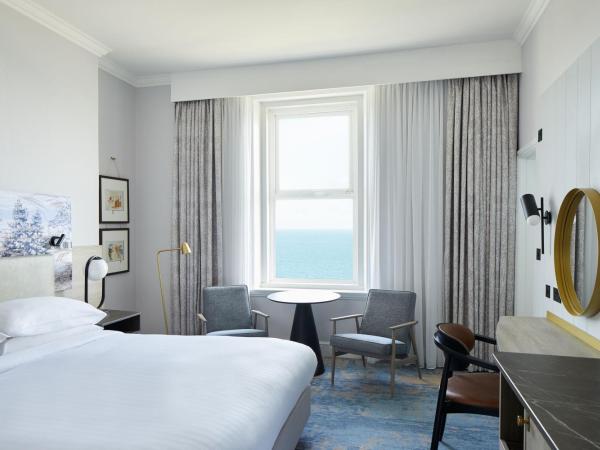 Bournemouth Highcliff Marriott Hotel : photo 1 de la chambre chambre lit king-size deluxe - vue sur mer