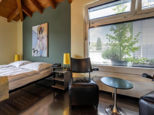 Hotel Rebstock : photo 8 de la chambre chambre double avec terrasse