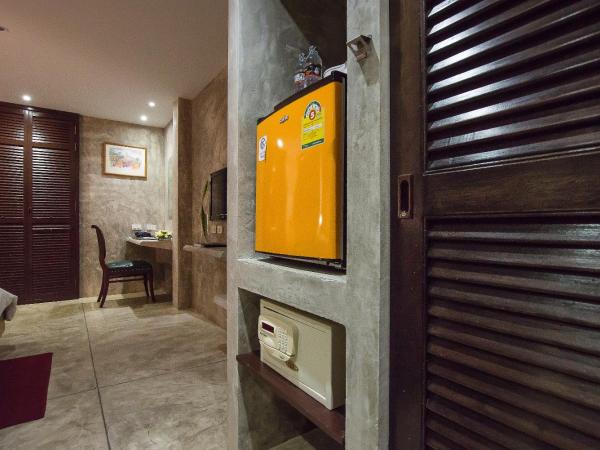 Buddy Boutique Inn : photo 6 de la chambre chambre lit king-size standard sans fenêtre