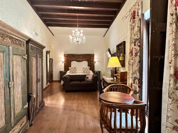 El Rey Moro Hotel Boutique : photo 9 de la chambre suite avec baignoire spa