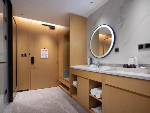 Hilton Garden Inn Hangzhou Xiaoshan : photo 6 de la chambre chambre lit king-size