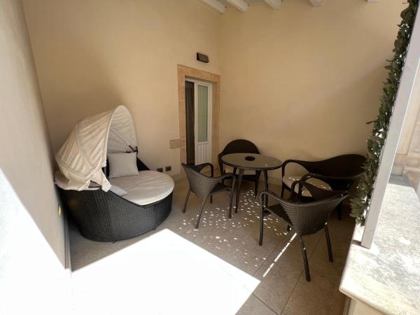 Hotel Ortigia Royal Suite : photo 9 de la chambre suite avec terrasse