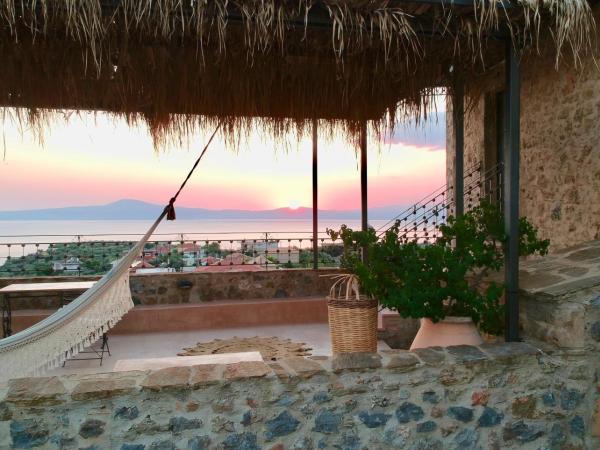 Villa Vager Mani Hotel : photo 7 de la chambre suite lit king-size - vue sur mer