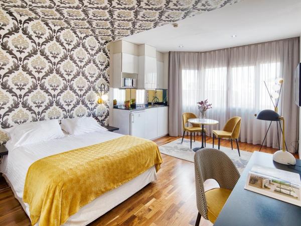 Apartosuites Jardines de Sabatini : photo 4 de la chambre studio double ou lits jumeaux