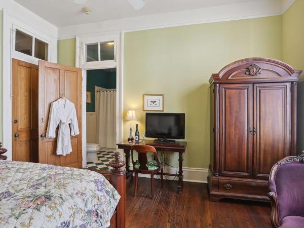 Maison Perrier Bed & Breakfast : photo 3 de la chambre chambre lit queen-size deluxe