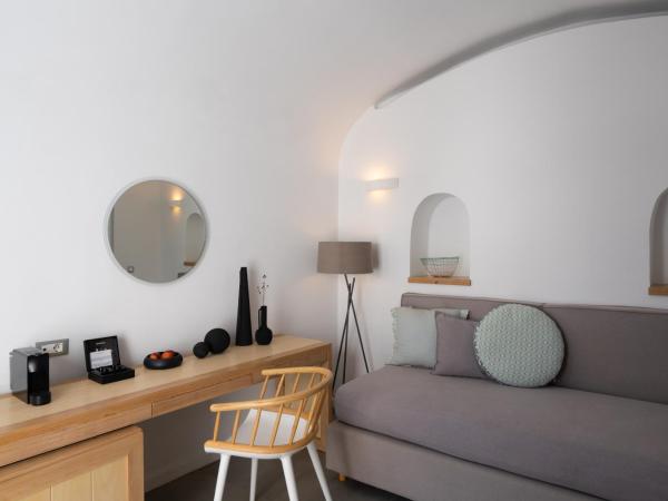 Volcano View by Caldera Collection : photo 2 de la chambre grande suite avec vue sur la caldeira