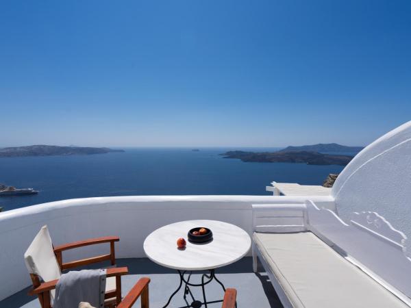 Volcano View by Caldera Collection : photo 5 de la chambre grande suite avec vue sur la caldeira