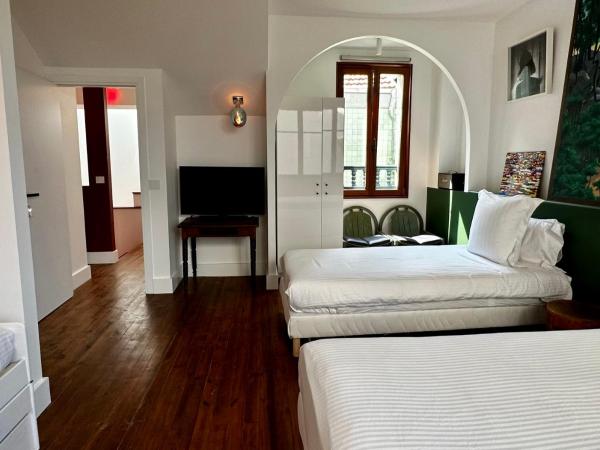 Maison MAÏTÉ, au coeur de Biarritz : photo 3 de la chambre chambre triple deluxe