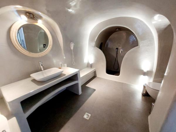 Nikos Villas : photo 1 de la chambre suite junior - vue sur caldeira